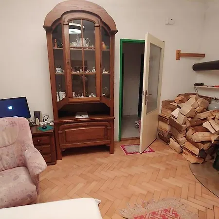 Marta P Apartment *